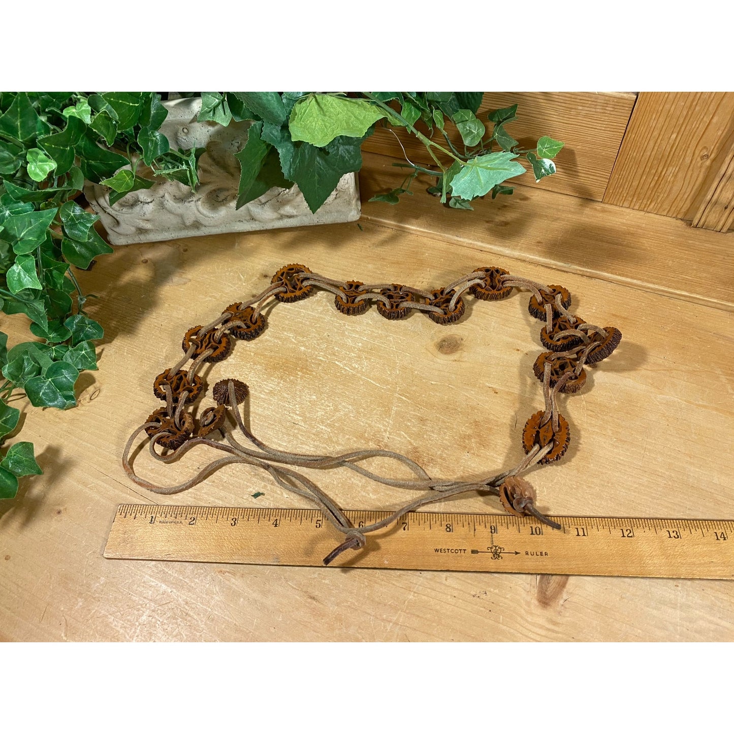 Vintage Walnut Shell Slices Belt | Vintage Folk Art Belt | Brown Nut Slice Womens Hippie Belt | 1970s | Womens Hippy Fashion | Walnut Belt