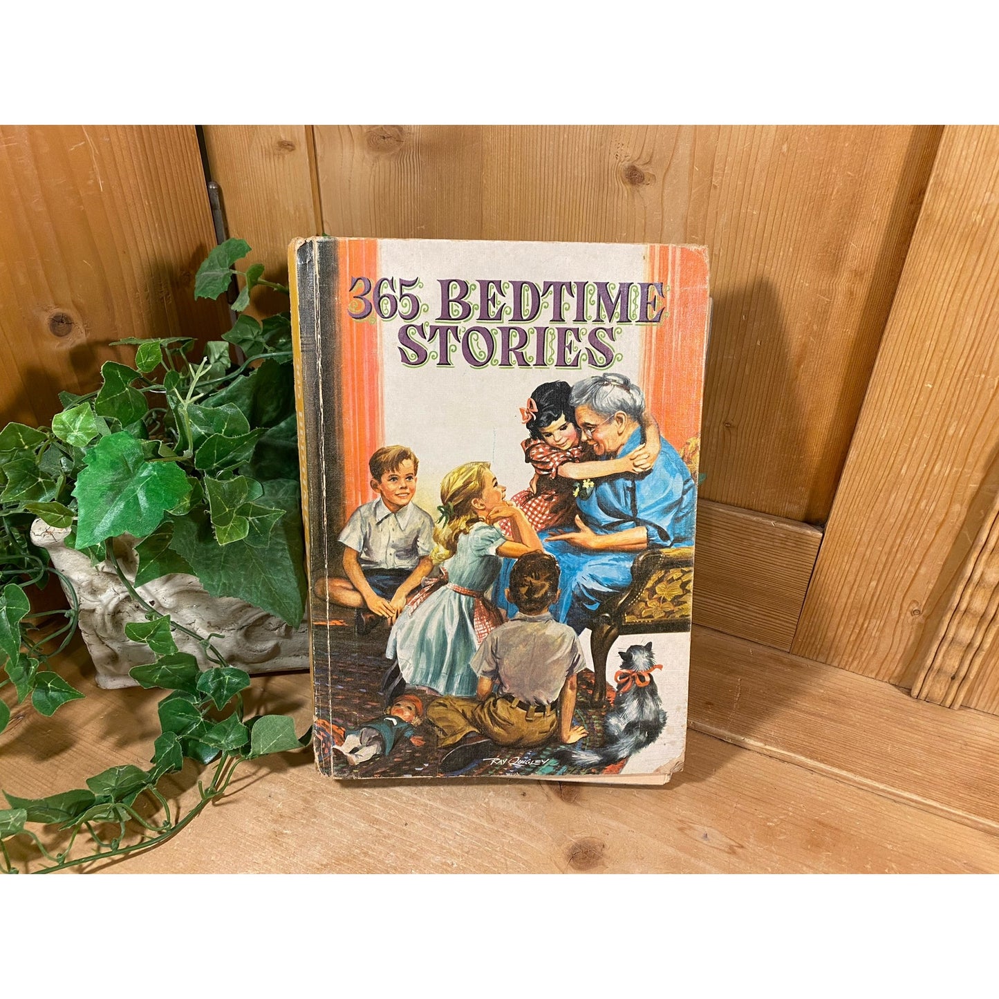 Vintage Book: 365 Bedtime Stories | Hardcover Children's Storybook | Vintage Kids Story Book | Cottagecore Shelf Decor | Grandma with Kids