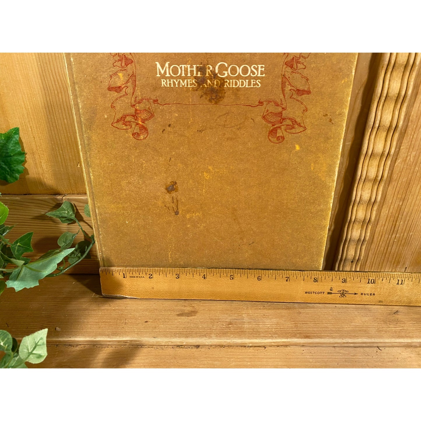 Vintage Book: Mother Goose Rhymes and Riddles | Myron and Tracy McVay | 1974 | Hallmark | Hardcover Book | Storybook | Nursery Rhymes