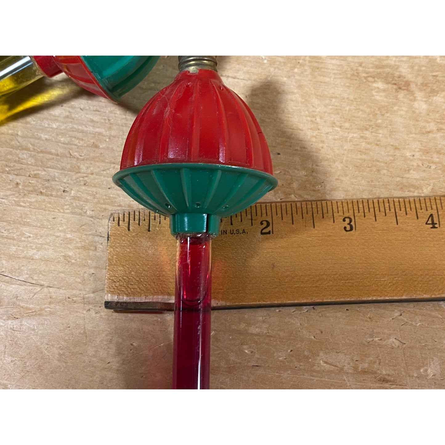 Vintage Christmas Tree Bubble Light Replacements (with liquid) - Set of 4 | Yellow and Red | Replacements for Vintage Bubble Lights Sting