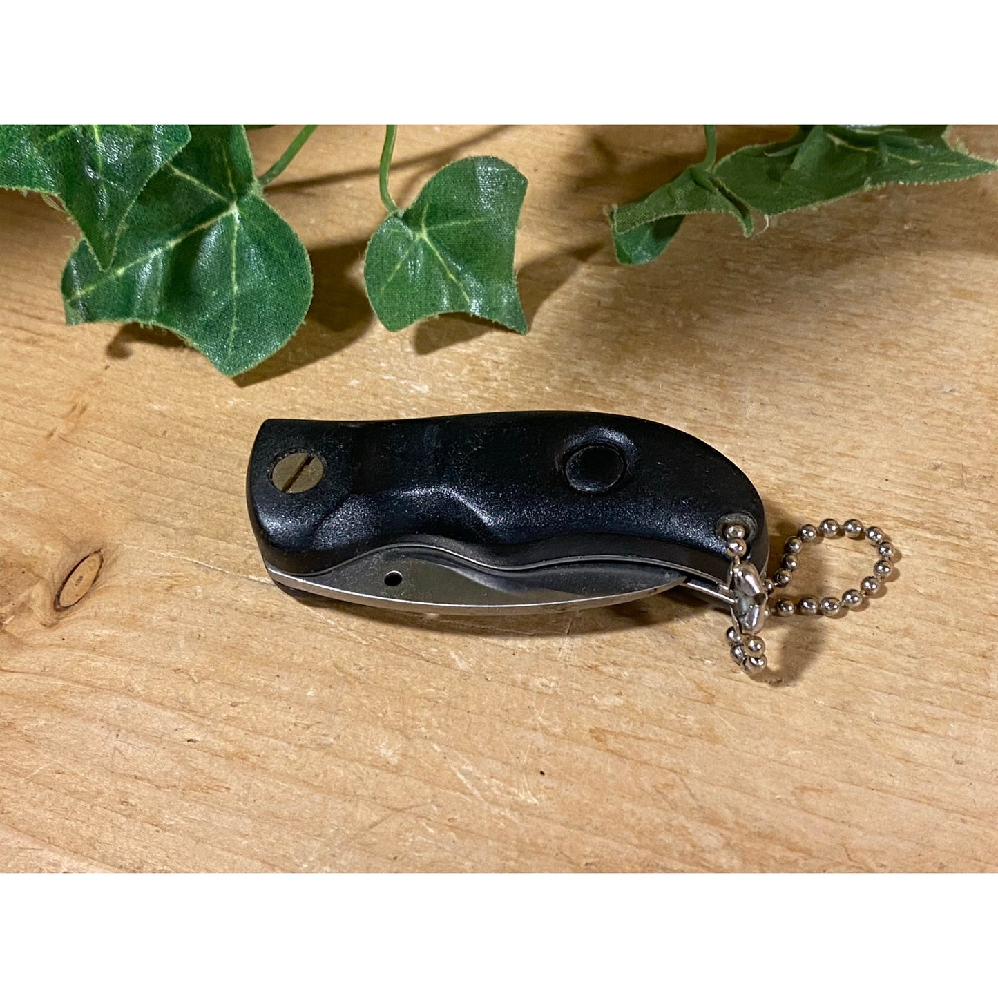 Vintage Fury Pocket Knife with Black Handle | 16085 | Lock Blade | Folding Pocket Knife with Stainless Steel Blade | Camping | Fishing