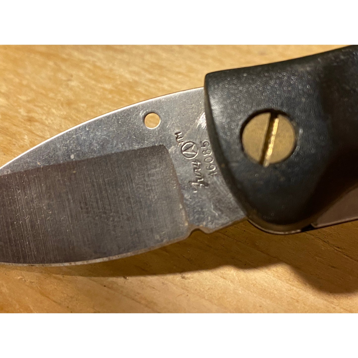 Vintage Fury Pocket Knife with Black Handle | 16085 | Lock Blade | Folding Pocket Knife with Stainless Steel Blade | Camping | Fishing