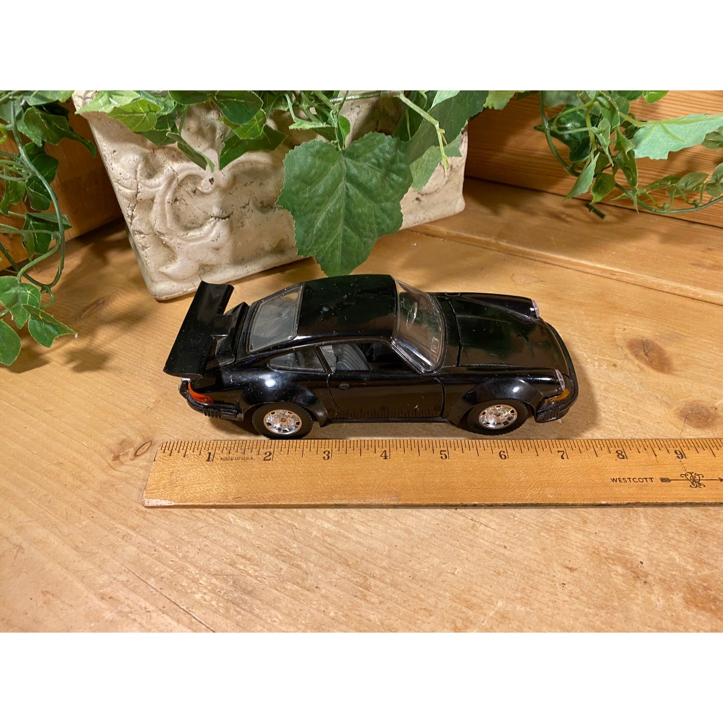 Vintage Die-Cast Model Black Porsche 911 | Burago | Black Porsche 911 Model Car with Spoiler | 1:24 Scale Model Car | Retro Miniature Car