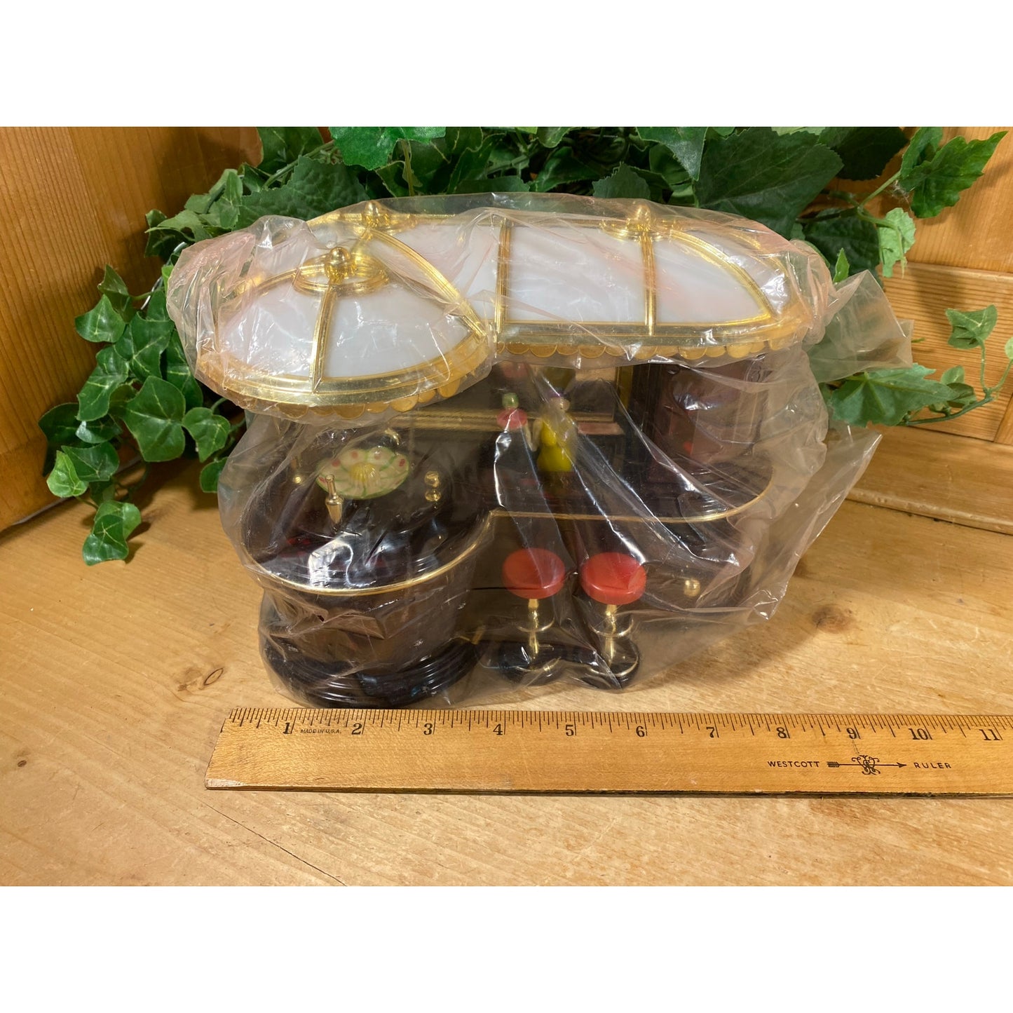 Vintage Le Bar Music Box - New In Box | Le Bar Club Musical Jewelry Box | Lights Up and Plays Music | Mini Bar Music Box | New Old Stock