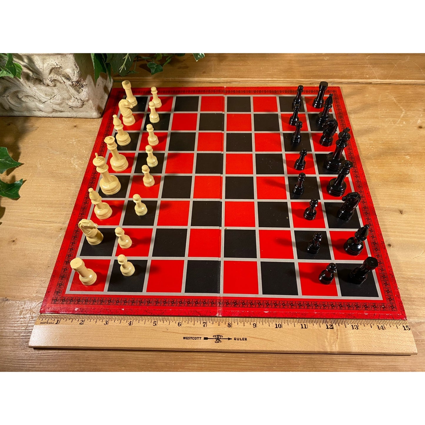 Vintage Game: Classic Chess Set in Black and Red | Cardboard Chess Set | Classic Black and Red Chess Set | Family Game Night Board Game