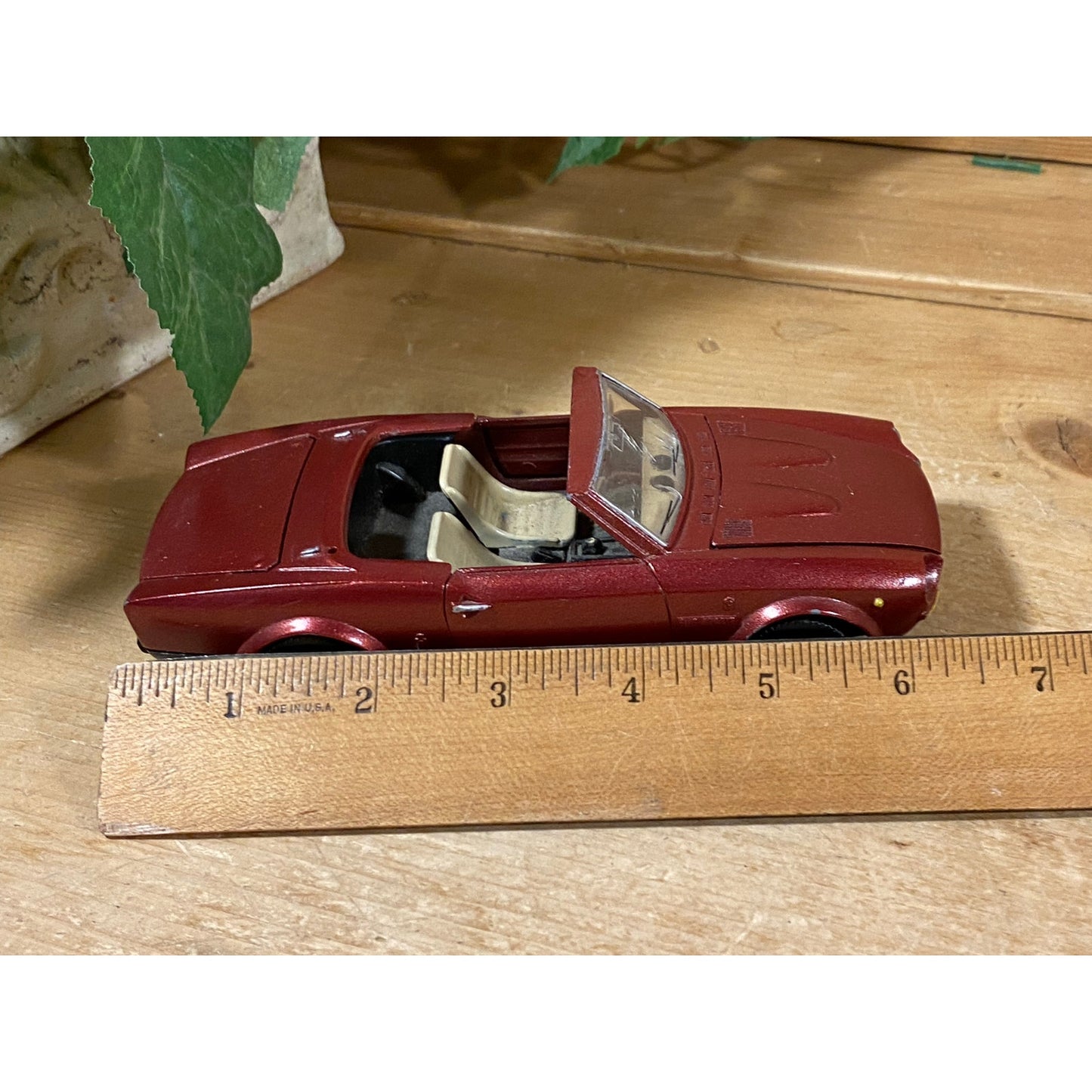 Vintage Die-Cast Model Maroon Fiat 124 Convertible | 0137 | Burago | Abarth | Rally | 1:24 Scale Model Car | Miniature Car | Made In Italy