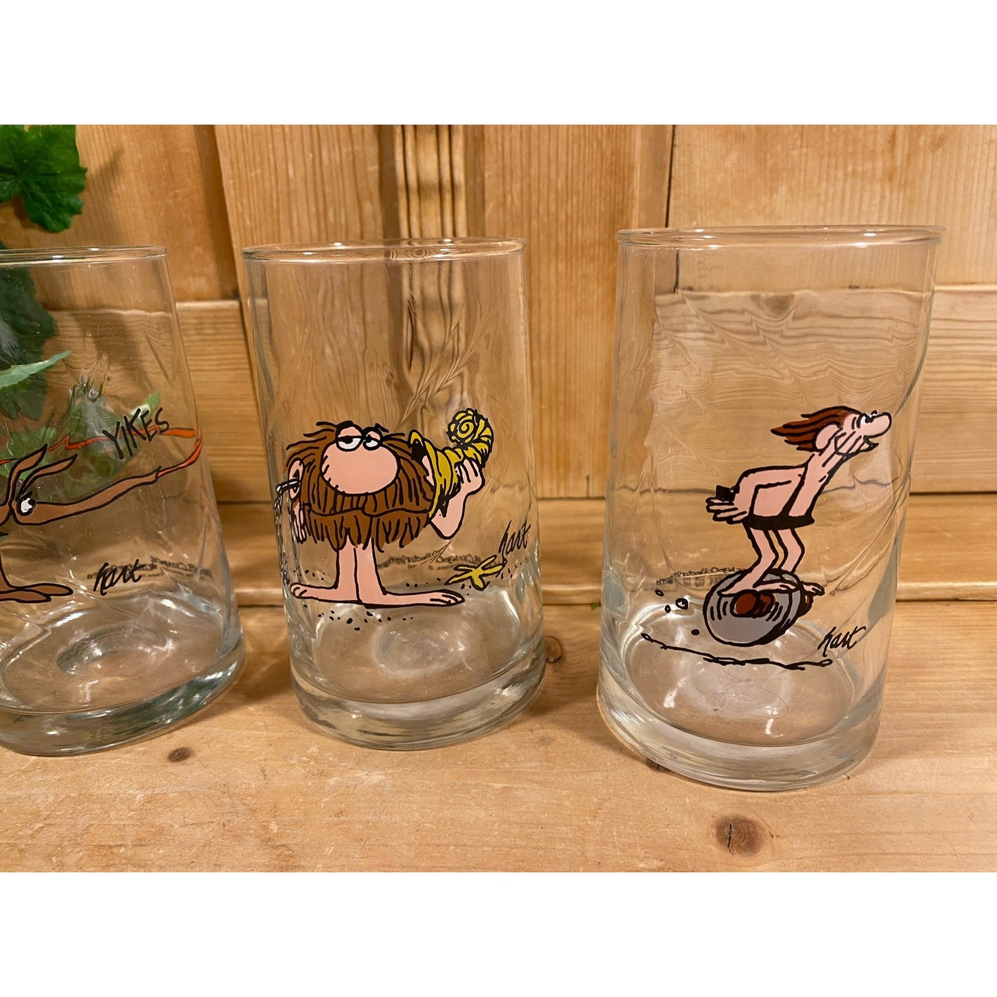 Vintage Arby's BC Ice Age Collector Series Glasses - Set of 8 | 1981 | BC Comics Tumbler Glasses | Caveman | Retro Arby's Restaurant Glasses