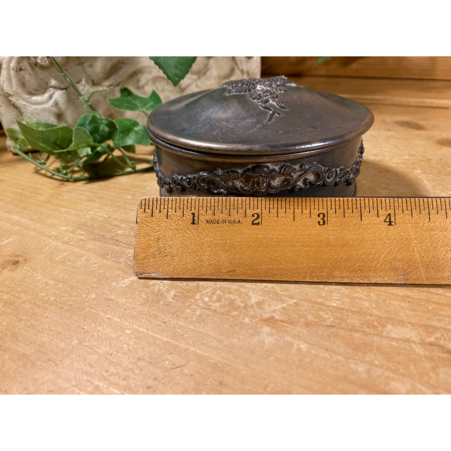 Vintage Edwardian Silver Plated Trinket Box with Embossed Grapes | E.G. Webster & Son | Aug 25, 1908 | Hinged Round Jewelry Box | Victorian