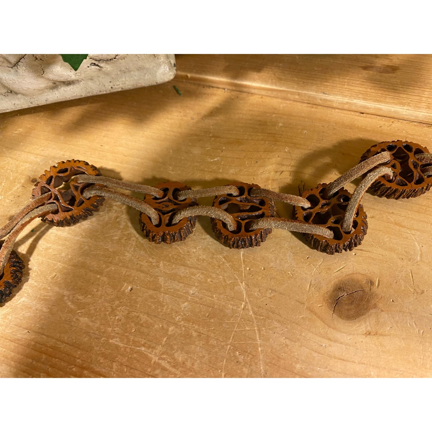 Vintage Walnut Shell Slices Belt | Vintage Folk Art Belt | Brown Nut Slice Womens Hippie Belt | 1970s | Womens Hippy Fashion | Walnut Belt