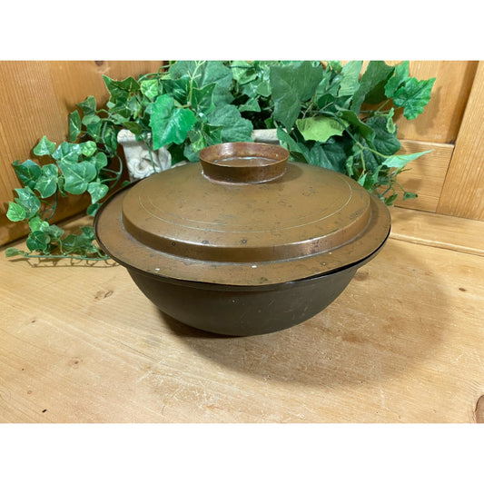 Vintage Round Copper Pot with Lid | English Country Table Decor | Rustic Farmhouse Shelf Decor | Covered Copper Pot | Covered Copper Bowl