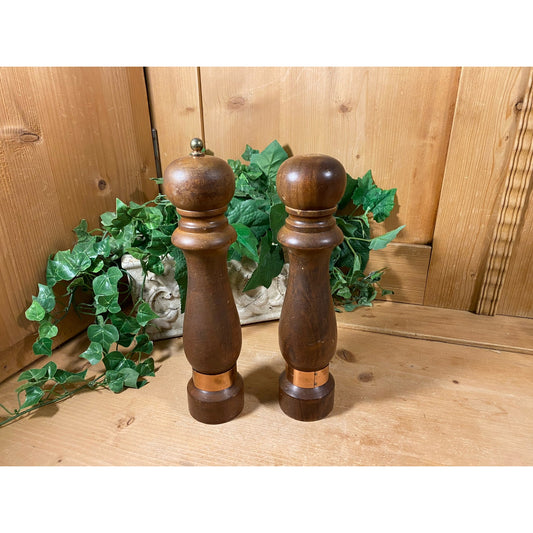 Vintage Tall Wooden Pepper Mill and Salt Shaker Set | Dark Brown Wood Salt Shaker + Pepper Grinder | Farmhouse Kitchen | Midcentury Modern
