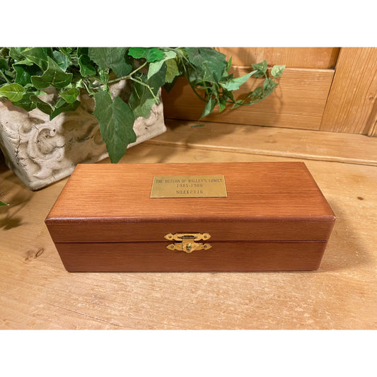 Vintage "The Return of Halley's Comet" Brass Pocket Monocular Telescope In Wooden Box | 1995-1996 | Academia Decor | Retro Astronomy Gift