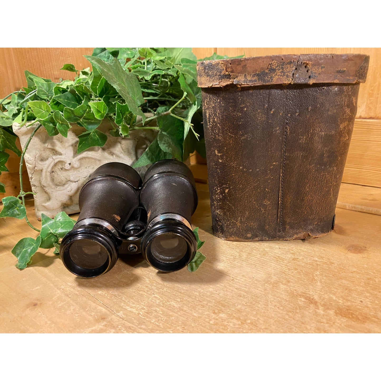 Vintage Black Binoculars with Leather Case | Verdi Paris | Bird Watching | Long Distance Viewing | Hunting | Camping | Opera | Ballgames