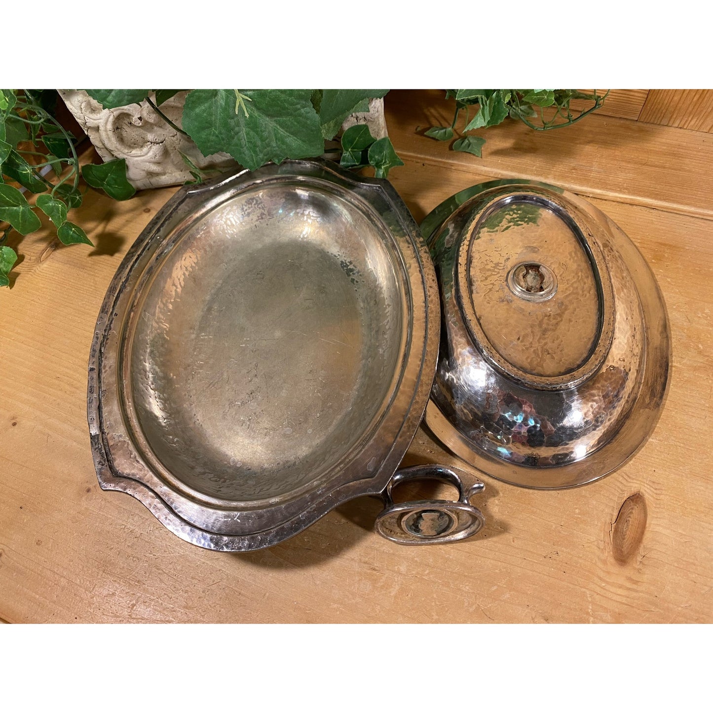 Vintage Silverplated Sheffield Reproduction Covered Platter | DSP Co. | NS  4410 | Oval Serving Platter w/ Hammered Silver Finish | Academia
