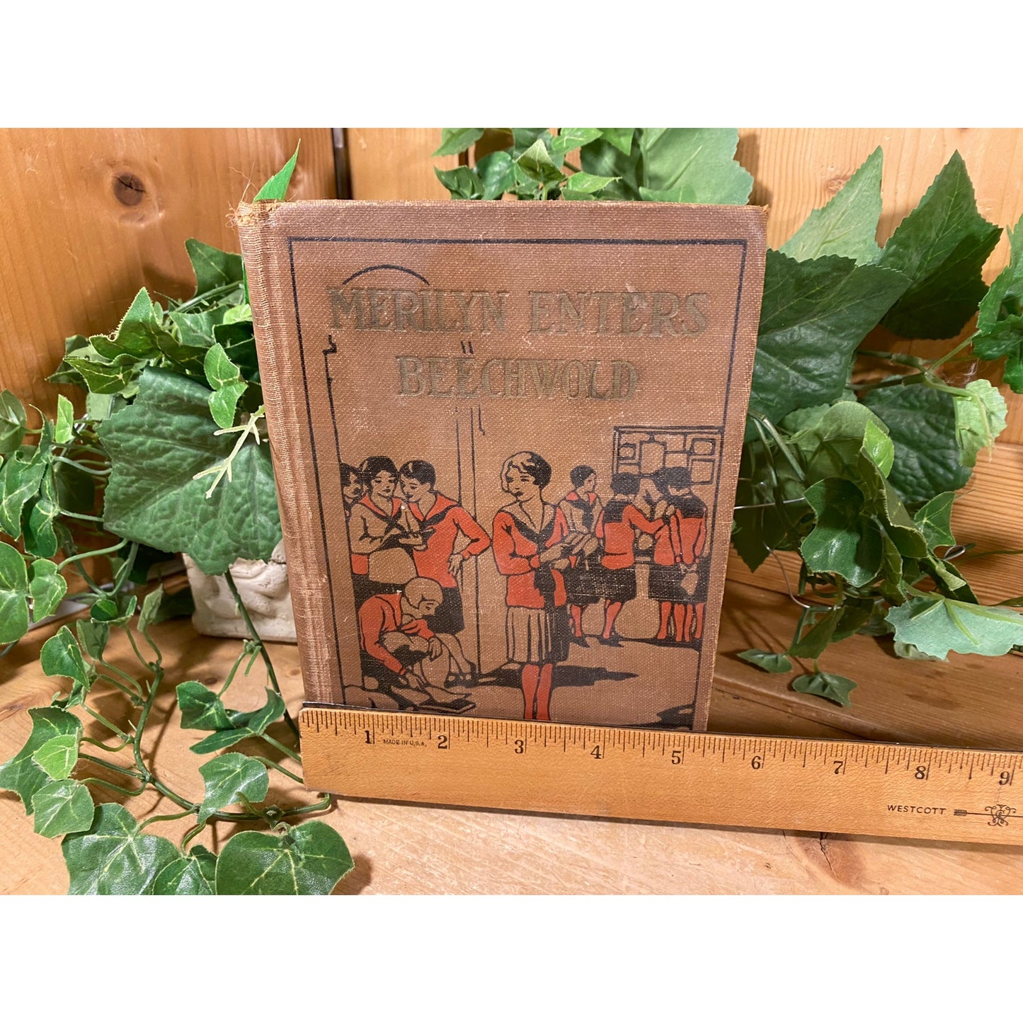 Vintage Book: Merilyn Enters Beechwold | Harriett Pyne Grove | Fiction Novel | Hardcover Book | Merry Lynn Series | Senior Year