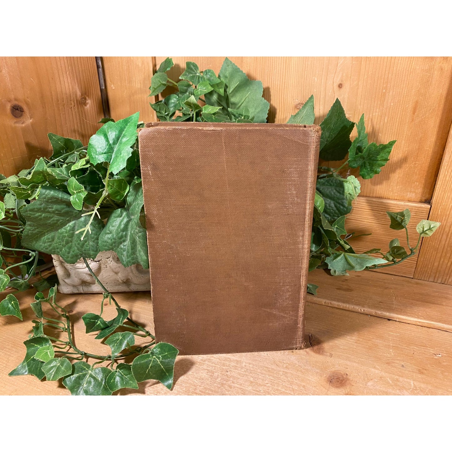 Vintage Book: Merilyn Enters Beechwold | Harriett Pyne Grove | Fiction Novel | Hardcover Book | Merry Lynn Series | Senior Year