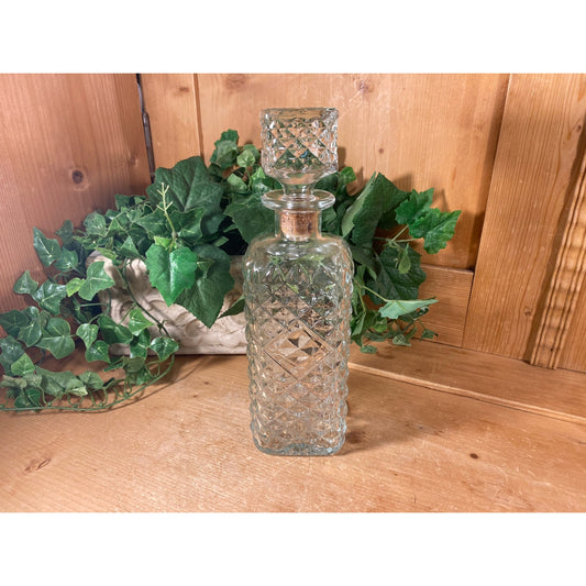 Vintage Diamond/Square Glass Wine Decanter | Whiskey Carafe | Clear Glass Decanter with Stopper | Academia Table Decor | Home Bar Decor