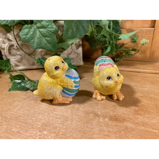 Vintage Chicks with Easter Eggs Salt and Pepper Shakers - Set of 2 | Easter Table Decor | Yellow Ceramic Chick Salt and Pepper Shakers