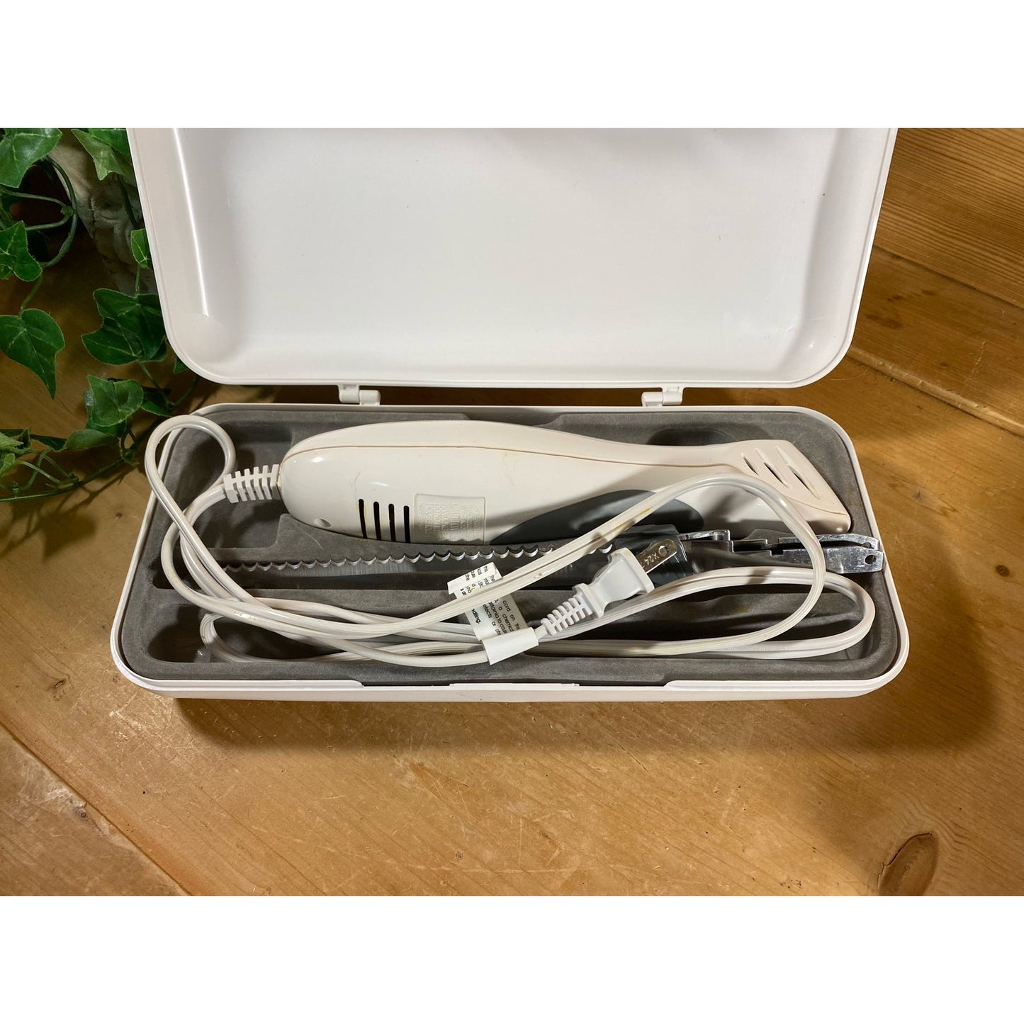 Vintage Oster Electric Carving Knife and Storage Case | Retro Kitchen | Electric Carving Knife In Box | Meat Knife | Electric Bread Knife