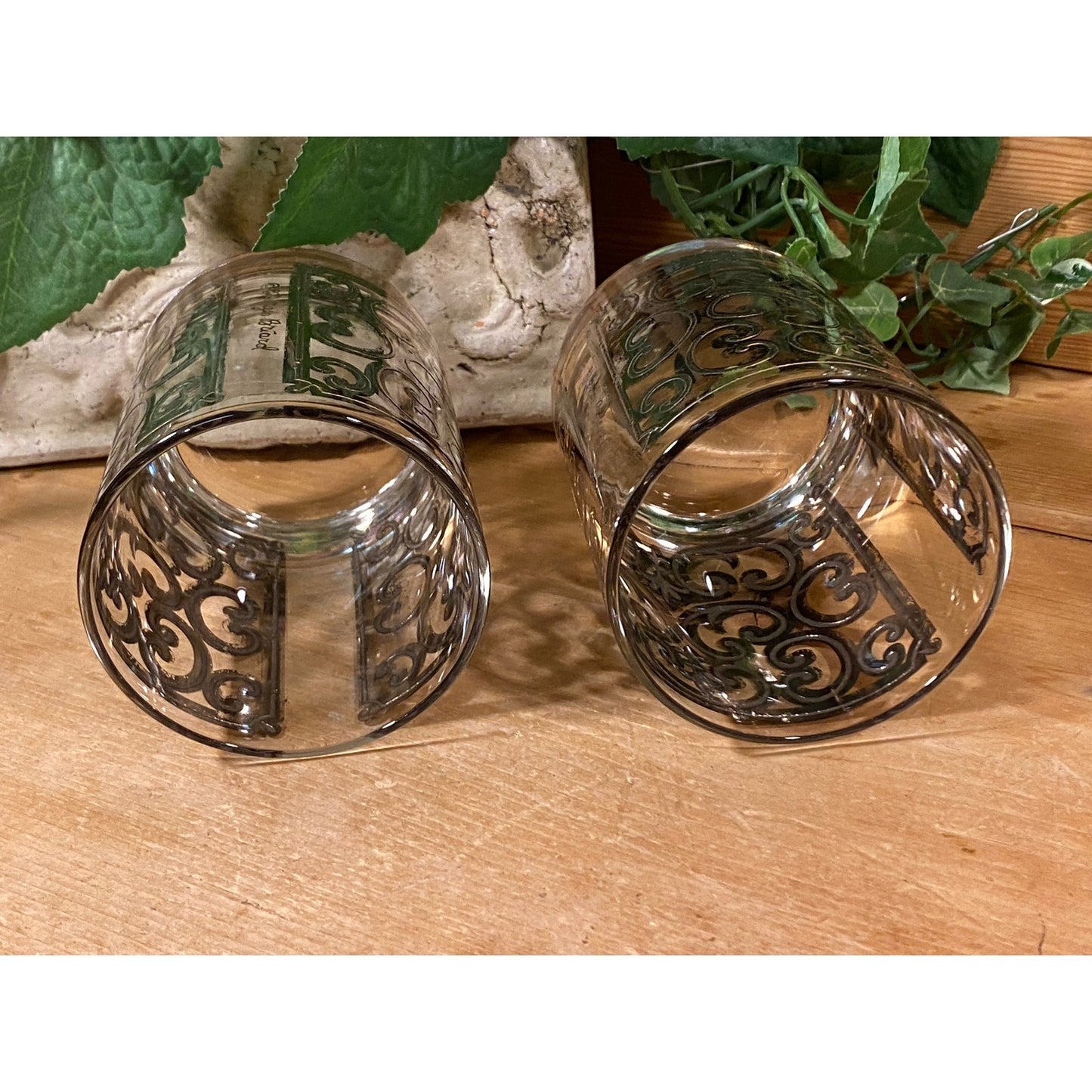 Vintage Spanish Scroll Double Old Fashioned Glasses - Set of 2 | Georges Briard | 22K Gold Filigree | Academia | Glasses with Gold Accents