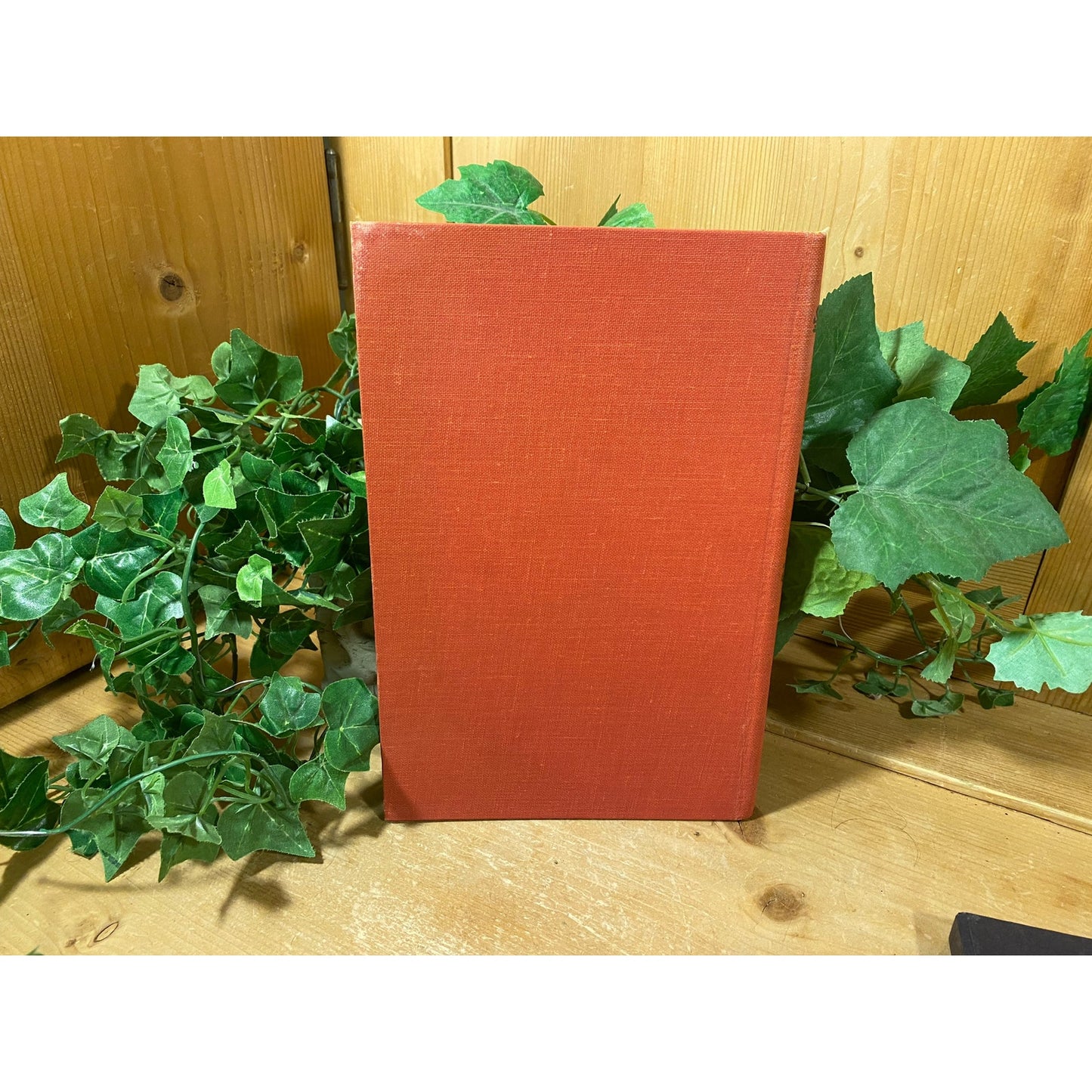 Vintage Book: Mark Twain's Delightfully Wicked Masterpiece | 1601 | Hardcover Book with Book Sleeve | Conversation In the Time of the Tudors