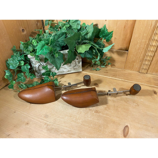 Vintage Florsheim Wooden Shoe Forms - Set of 2 | Wood Shoe Stretchers | Wooden Shoe Form | Academia Decor | Rustic Shelf Decor
