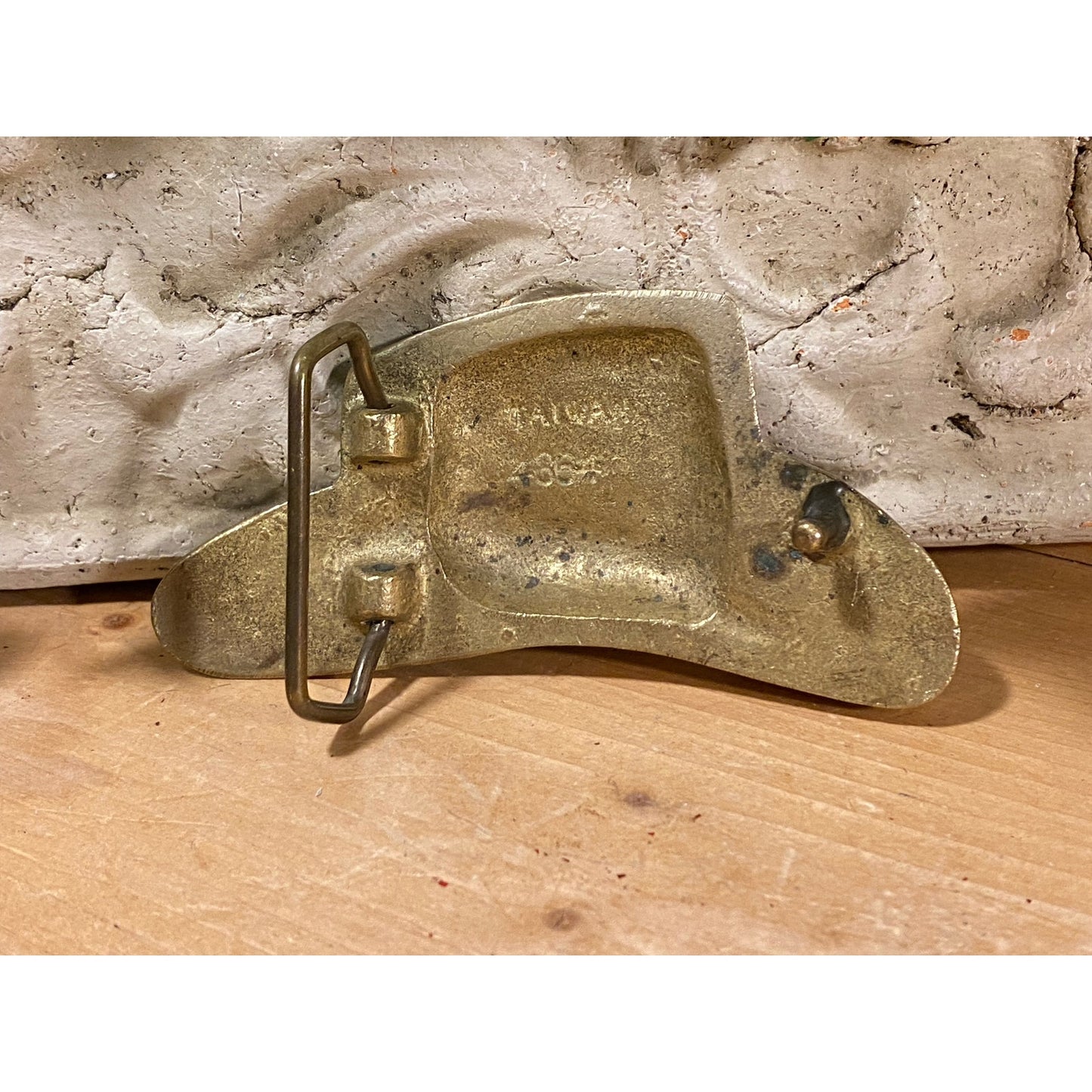 Vintage Metal Cowboy Hat Belt Buckle | Cowgirl Belt Buckle | Western Wear Womens Fashion | Metal Guitar Belt Buckle | Womens Western Fashion